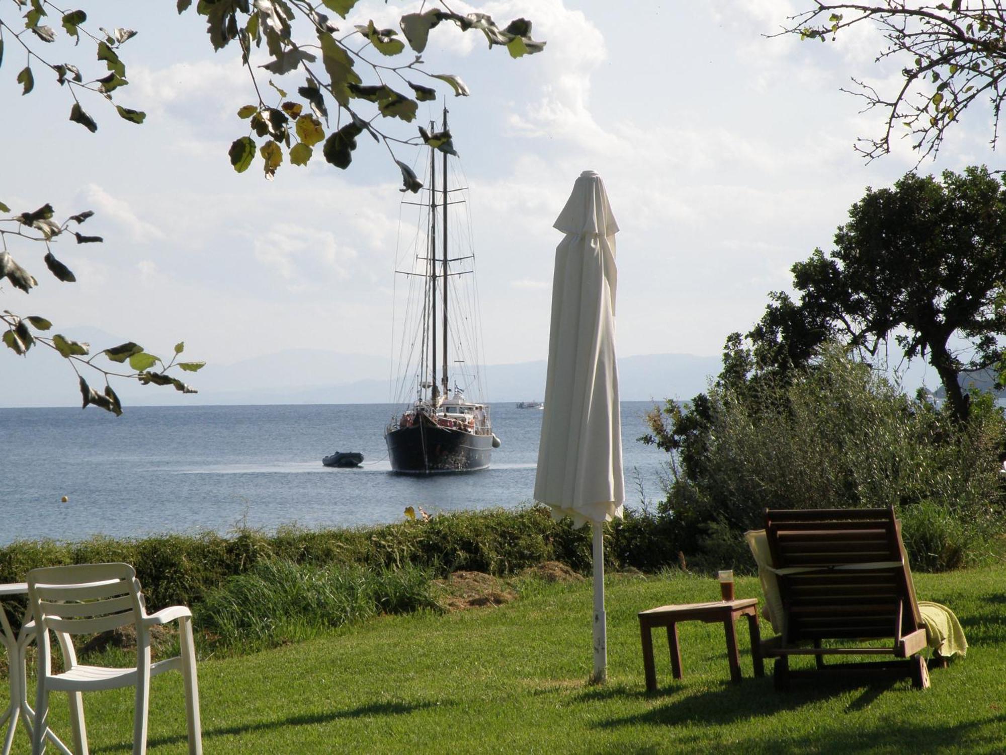 Angeliki Beach Hotel Megali Ammos  Exterior photo