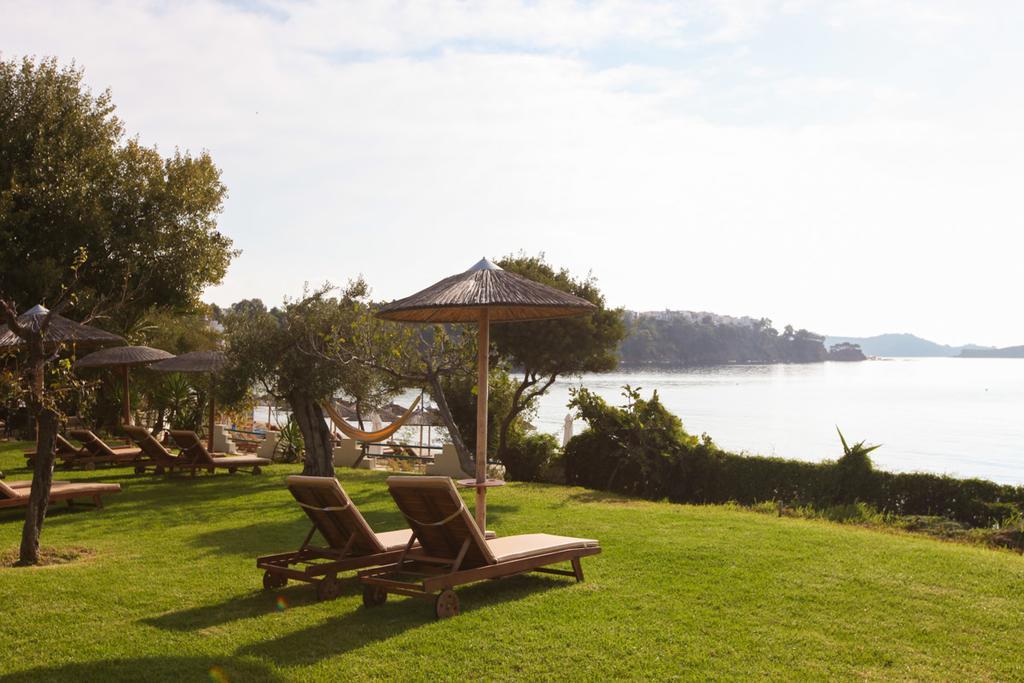 Angeliki Beach Hotel Megali Ammos  Exterior photo