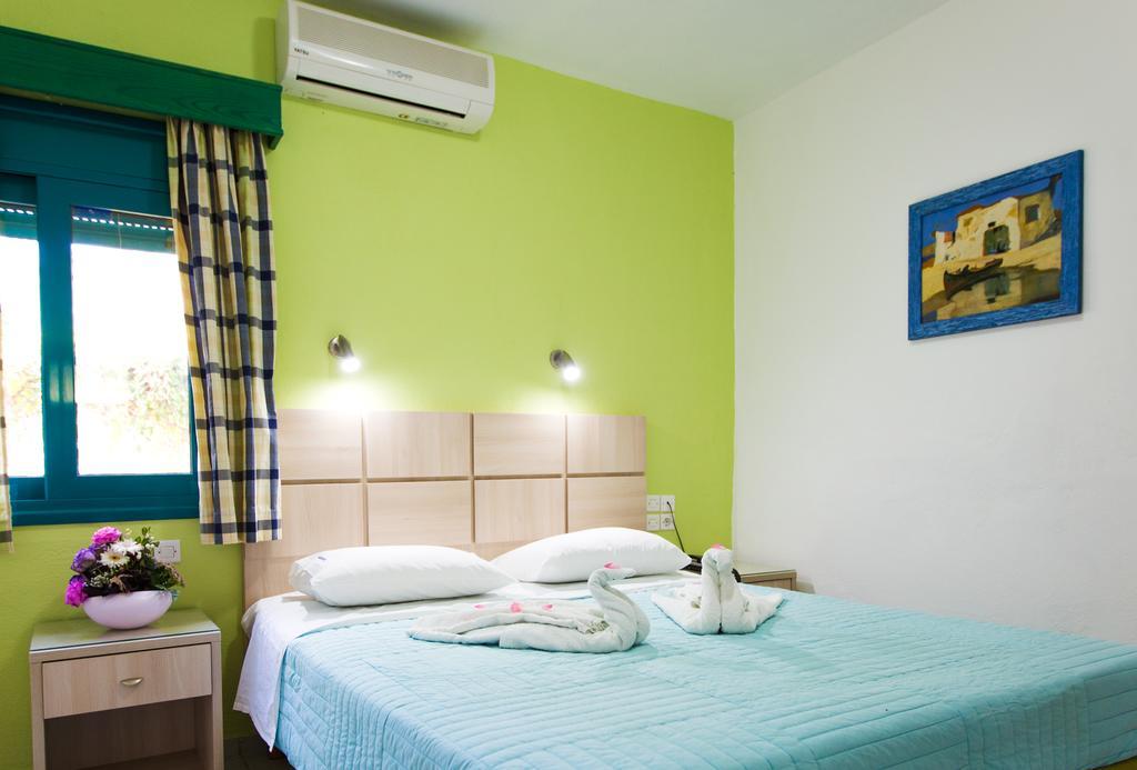 Angeliki Beach Hotel Megali Ammos  Exterior photo